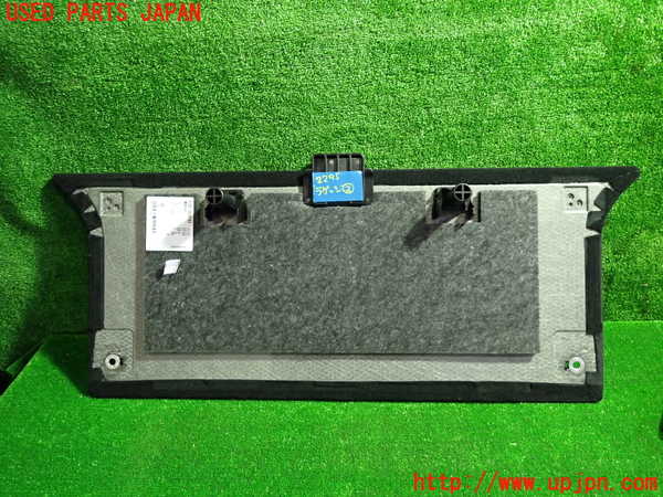 1UPJ-22957772]ベンツ C180 ステーションワゴン(205240C S205)ラゲッジトレイ2 中古_m0002.jpg