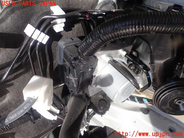 5UPJ-22964040]カローラ ハイブリッド(ZWE215)ABSアクチュエーター 中古_m0002.jpg