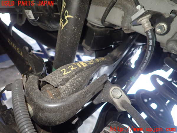 5UPJ-22965156]カローラ ハイブリッド(ZWE215)左リアアッパーアーム1 中古_m0001.jpg