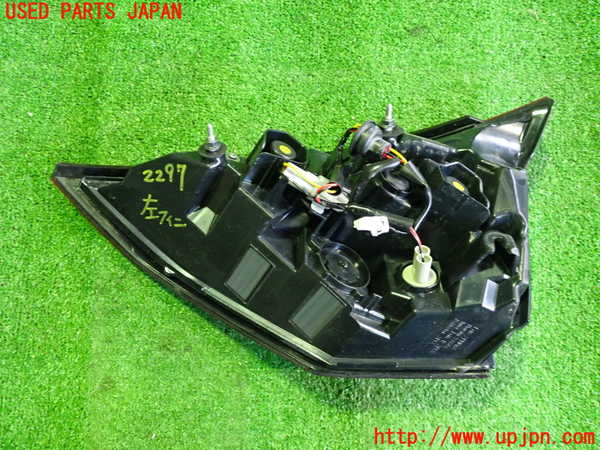 2UPJ-22971552]エクストレイル(SNT33)左リアフィニッシャー 中古_m0002.jpg