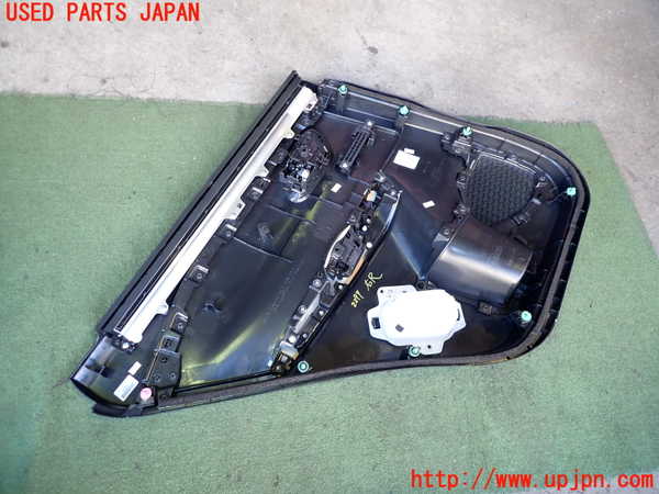 2UPJ-22971294]エクストレイル(SNT33)右後ドア内張り 中古_m0004.jpg