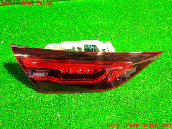 1UPJ-22991552]ベンツ CLA200 d(118312M C118)左リアフィニッシャー 中古_m0001.jpg
