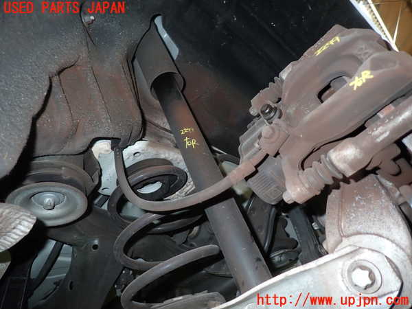 5UPJ-22995070]ベンツ CLA200 d(118312M C118)右リアショックアブソーバー 中古_m0001.jpg