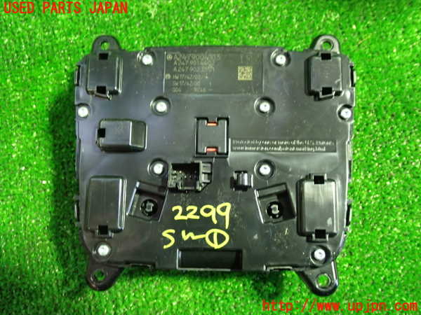 5UPJ-22996306]ベンツ CLA200 d(118312M C118)スイッチ1 (ナビ) 中古_m0003.jpg