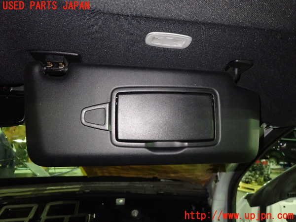 5UPJ-22997625]ベンツ CLA200 d(118312M C118)室内サンバイザー右側 中古_m0002.jpg