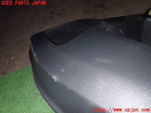 5UPJ-22991294]ベンツ CLA200 d(118312M C118)右後ドア内張り 中古_m0002.jpg