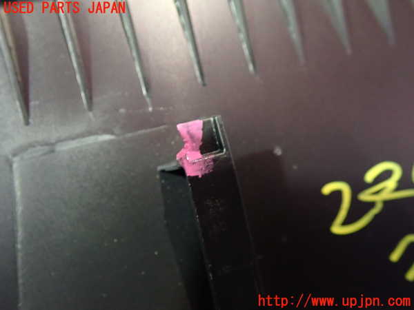 5UPJ-22997772]ベンツ CLA200 d(118312M C118)ラゲッジトレイ2 中古_m0002.jpg