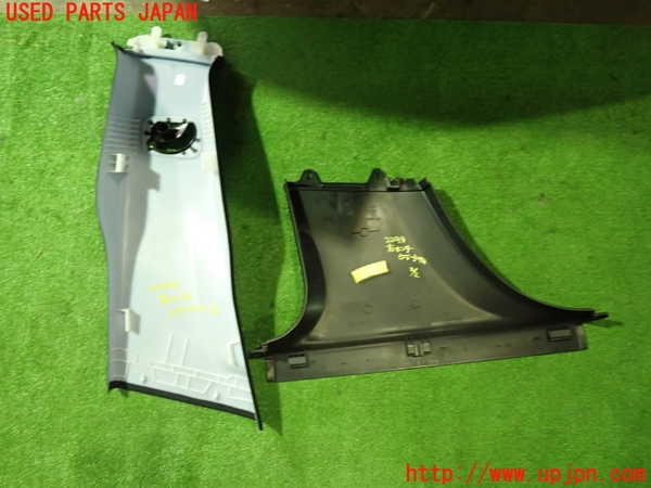 5UPJ-22997665]ベンツ CLA200 d(118312M C118)右センターピラートリム 中古_m0005.jpg