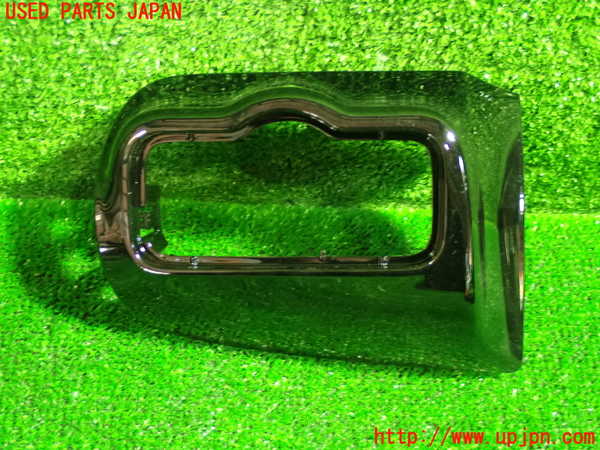 5UPJ-22997692]ベンツ CLA200 d(118312M C118)内装トリム類2 中古_m0001.jpg