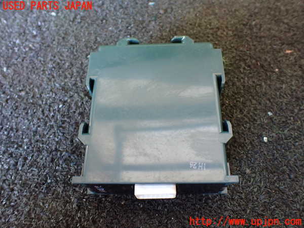 5UPJ-23006152]シエンタハイブリッド(MXPL10G)コンピューター7 (86572-52150) 中古_m0003.jpg