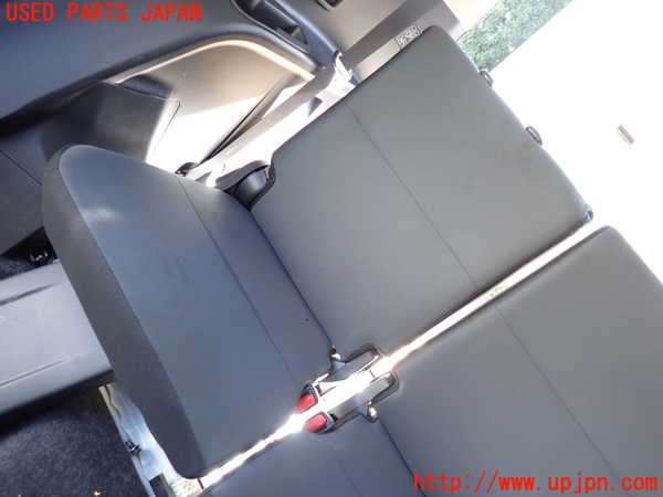 5UPJ-23007235]シエンタハイブリッド(MXPL10G)右3列目シート 中古_m0001.jpg