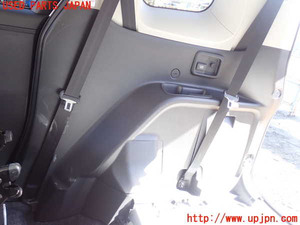 5UPJ-23007675]シエンタハイブリッド(MXPL10G)右リアピラートリム 中古_m0003.jpg