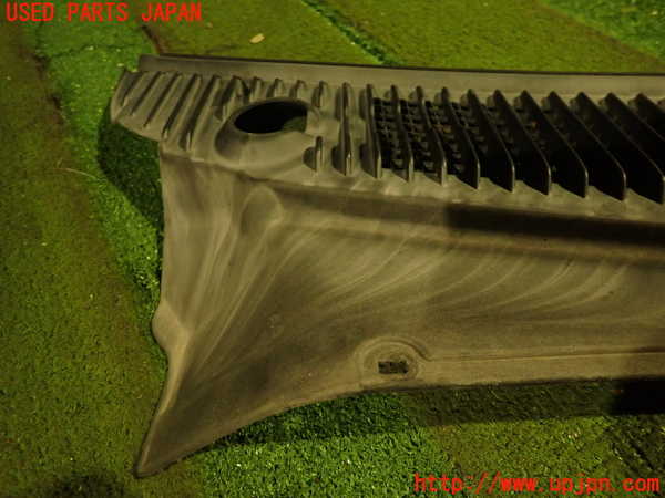 2UPJ-23011190]ハイラックスサーフ(RZN185W)カウルトップ 中古_m0003.jpg