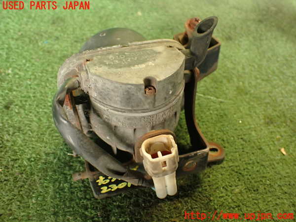 2UPJ-23011180]ハイラックスサーフ(RZN185W)右フォグ 【ジャンク品】 中古_m0004.jpg