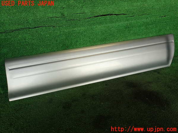 2UPJ-23011232]ハイラックスサーフ(RZN185W)右前ドアパネル 中古_m0001.jpg