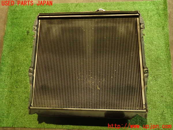2UPJ-23012321]ハイラックスサーフ(RZN185W)ラジエーター1 中古_m0001.jpg