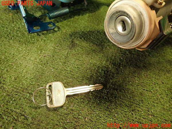 2UPJ-23014260]ハイラックスサーフ(RZN185W)ステアリングシャフト 中古_m0002.jpg