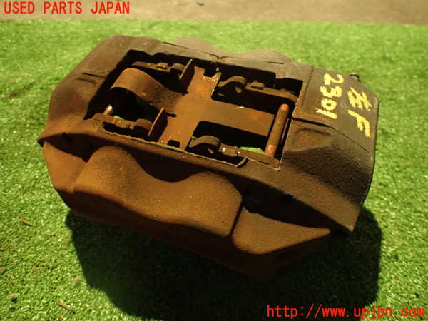 2UPJ-23014085]ハイラックスサーフ(RZN185W)左フロントキャリパー 中古_m0001.jpg