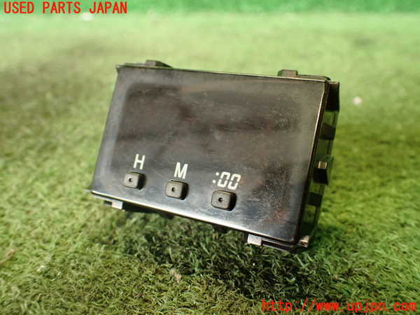 2UPJ-23017850]ハイラックスサーフ(RZN185W)時計 中古_m0001.jpg