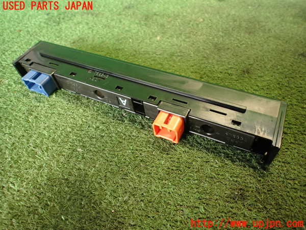 2UPJ-23016306]ハイラックスサーフ(RZN185W)スイッチ1 (デフォッガースイッチ ) 中古_m0002.jpg