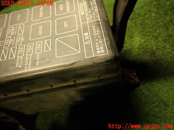 2UPJ-23016741]ハイラックスサーフ(RZN185W)ヒューズボックス1 中古_m0002.jpg