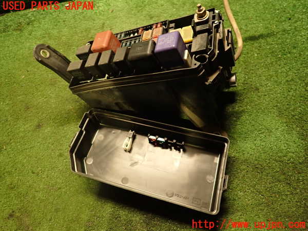 2UPJ-23016741]ハイラックスサーフ(RZN185W)ヒューズボックス1 中古_m0005.jpg
