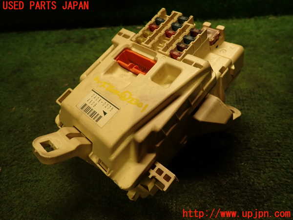 2UPJ-23016742]ハイラックスサーフ(RZN185W)ヒューズボックス2 中古_m0001.jpg
