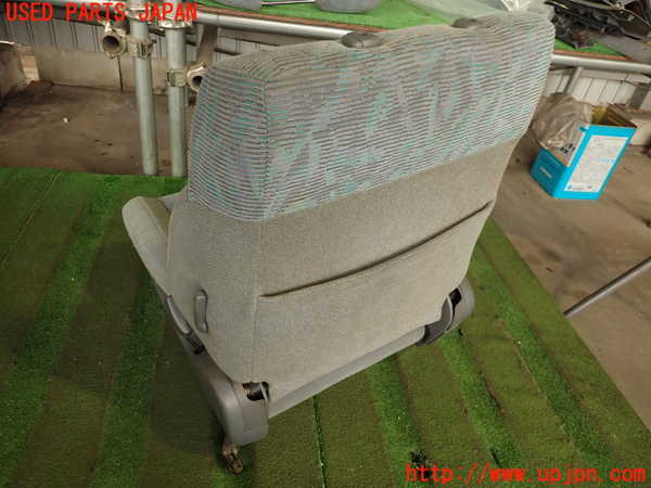 2UPJ-23017035]ハイラックスサーフ(RZN185W)運転席シート 中古_m0004.jpg