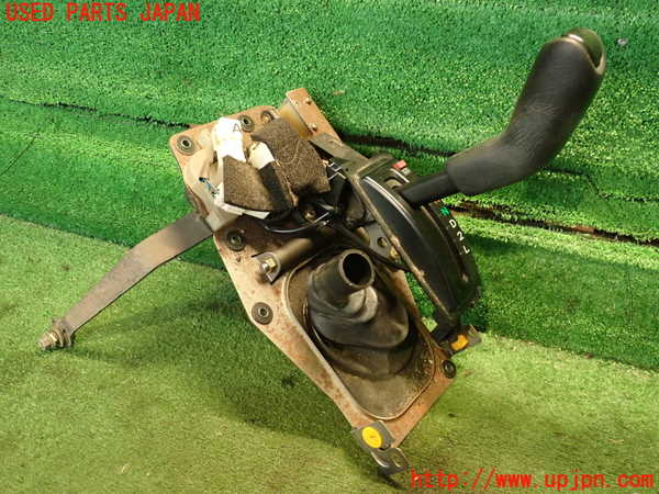 2UPJ-23017555]ハイラックスサーフ(RZN185W)ATシフトレバー 中古_m0001.jpg