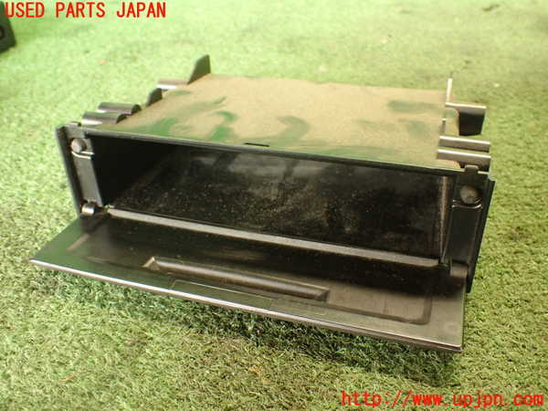 2UPJ-23017841]ハイラックスサーフ(RZN185W)小物入れ1 中古_m0003.jpg