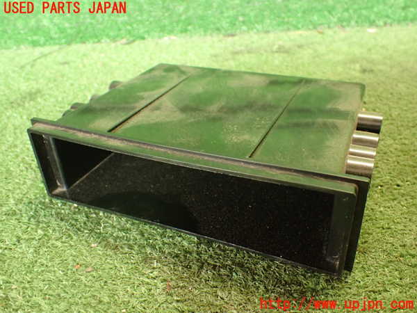 2UPJ-23017842]ハイラックスサーフ(RZN185W)小物入れ2 中古_m0001.jpg