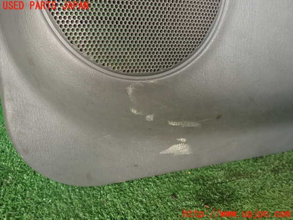 2UPJ-23011234]ハイラックスサーフ(RZN185W)右前ドア内張り 中古_m0002.jpg