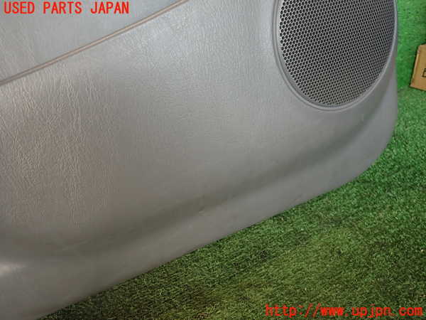 2UPJ-23011264]ハイラックスサーフ(RZN185W)左前ドア内張り 中古_m0002.jpg