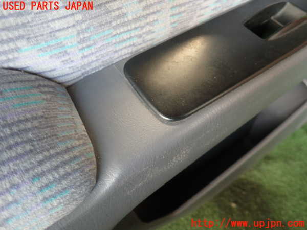 2UPJ-23011264]ハイラックスサーフ(RZN185W)左前ドア内張り 中古_m0003.jpg