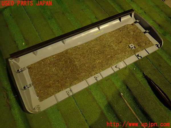 2UPJ-23011578]ハイラックスサーフ(RZN185W)バックドア内張り 中古_m0004.jpg