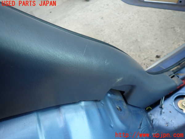 2UPJ-23017680]ハイラックスサーフ(RZN185W)左リアピラートリム 中古_m0003.jpg