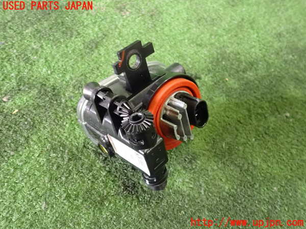 2UPJ-23021180]キックス(RP15)右フォグ 中古_m0002.jpg