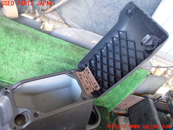 1UPJ-23037540]ジープ・ラングラー(TJ40S)センターコンソール 中古_m0002.jpg