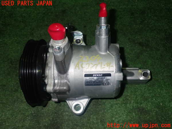5UPJ-23046025]スイフトスポーツ(ZC33S)エアコンコンプレッサー 中古_m0001.jpg
