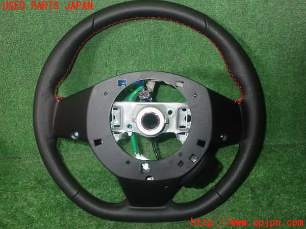 1UPJ-23047855]スイフトスポーツ(ZC33S)ステアリングホイール 中古_m0002.jpg