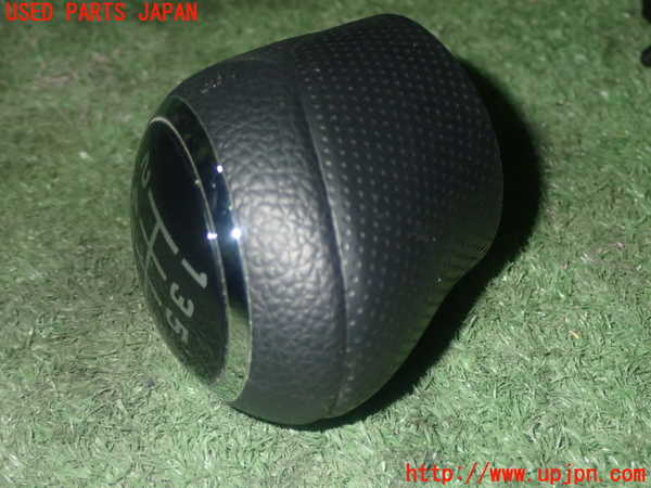 5UPJ-23047570]スイフトスポーツ(ZC33S)シフトノブ 中古_m0003.jpg
