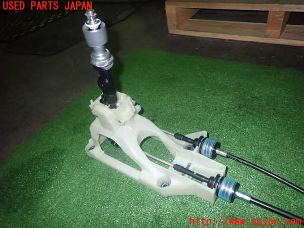 5UPJ-23047560]スイフトスポーツ(ZC33S)MTシフトレバー 中古_m0002.jpg