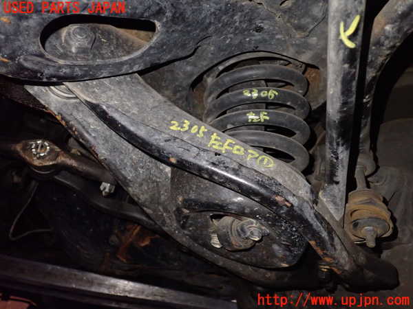 5UPJ-23055186]クラウン 4ドア ハードトップ(MS112)左フロントロアアーム1 中古_m0001.jpg