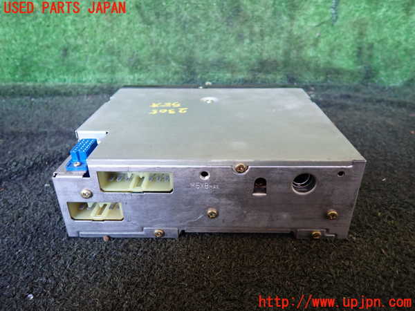1UPJ-23056470]クラウン 4ドア ハードトップ(MS112)ラジオ 中古_m0003.jpg