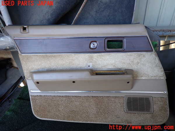 5UPJ-23051264]クラウン 4ドア ハードトップ(MS112)左前ドア内張り 中古_m0001.jpg