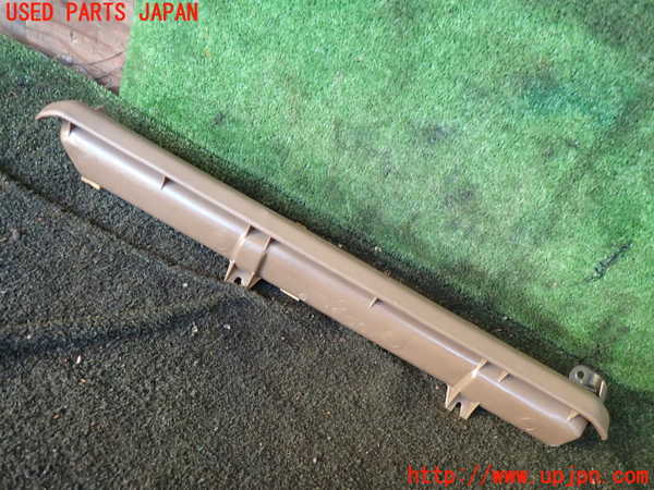 5UPJ-23057693]クラウン 4ドア ハードトップ(MS112)内装トリム類3 中古_m0002.jpg