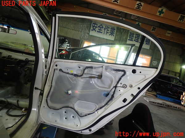 5UPJ-23061290]シビック タイプR(FD2)右後ドア M31.08 中古_m0005.jpg