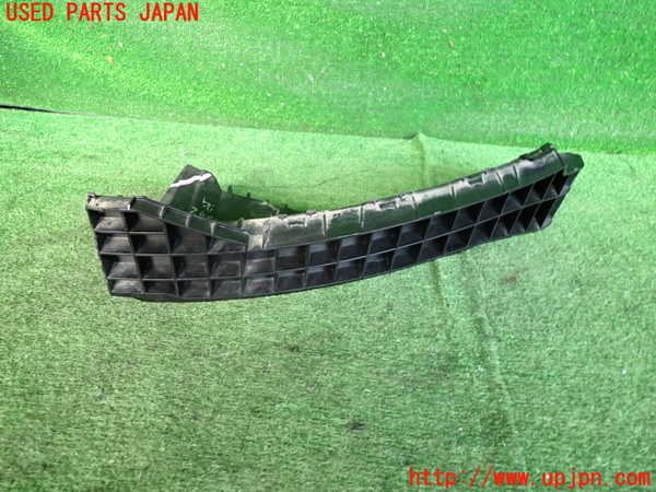 2UPJ-23081142]ヴェゼル ハイブリッド(e：HEV)(RV5)左ヘッドライトリム 中古_m0001.jpg