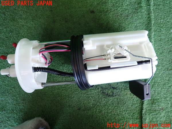 2UPJ-23082510]ヴェゼル ハイブリッド(e：HEV)(RV5)燃料ポンプ 中古_m0003.jpg