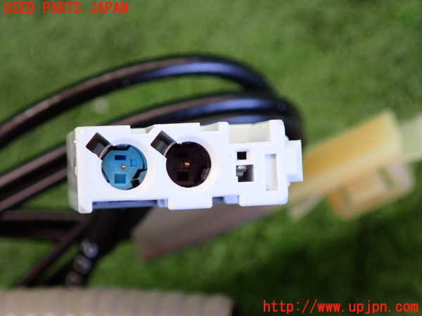 2UPJ-23086550]ヴェゼル ハイブリッド(e：HEV)(RV5)アンテナ 中古_m0004.jpg
